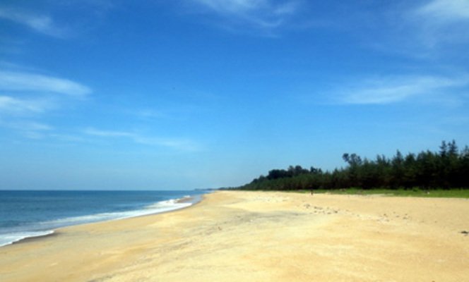 Kasaragod beaches, places to visit in kerala kanwatheertha beach