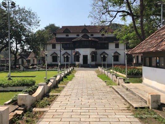 palaces in thrissur, kollengode palace
