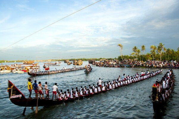 tourist places in alappuzha, places to visit in kerala, nehru trophy boat race
