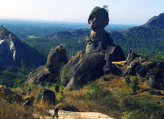 Wayanad hill station, phantom rock, places to visit in kerala