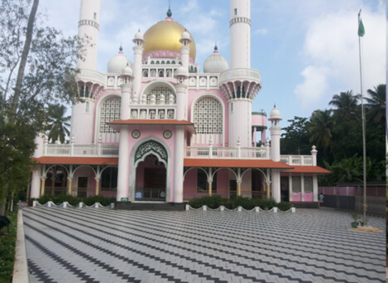 pilgrims in Wayanad, varambetta mosque