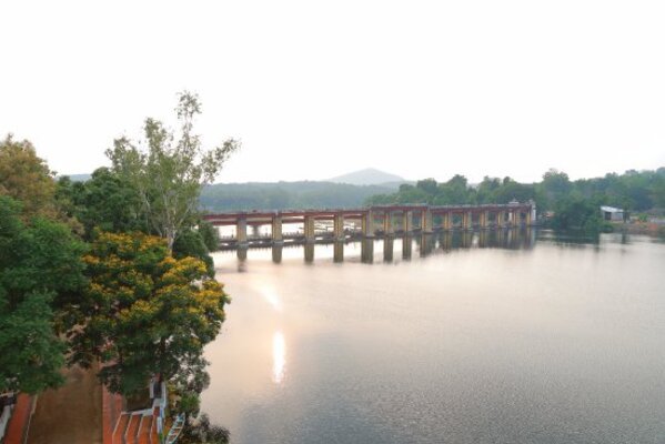backwaters in kochi, places to visit in kerala, bhoothathankettu dam