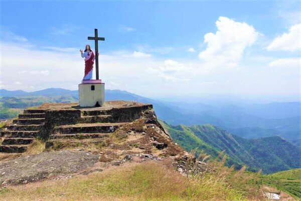 pilgrims in kottayam, kurisumala, places to visit in kerala