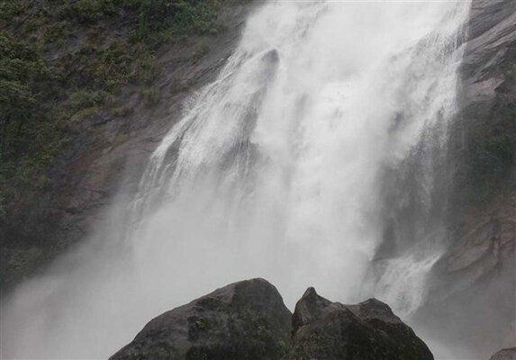 waterfalls in kottayam, places to visit in kerala, maramala waterfalls kottayam
