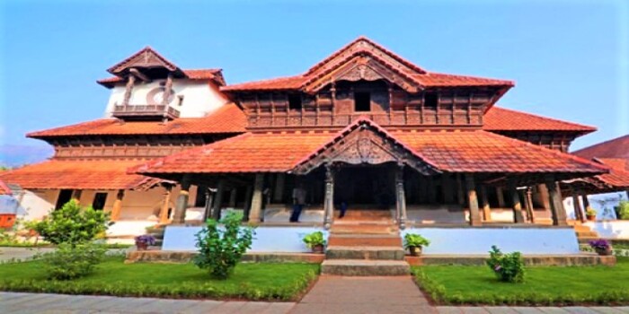 palaces in trivandrum, padmanabhapuram palace